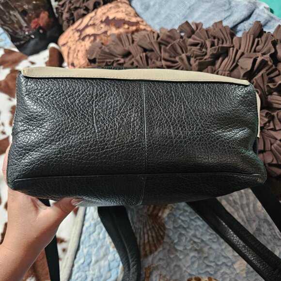 Coach Manhattan Backpack In Mixed Leathers - Picture 3 of 12